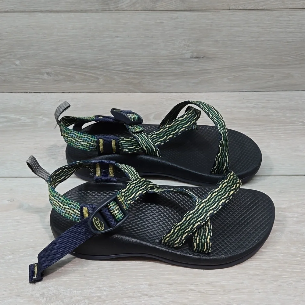Chaco Women Big Girl Kids Outdoor Hiking Sandals shoes sz 4